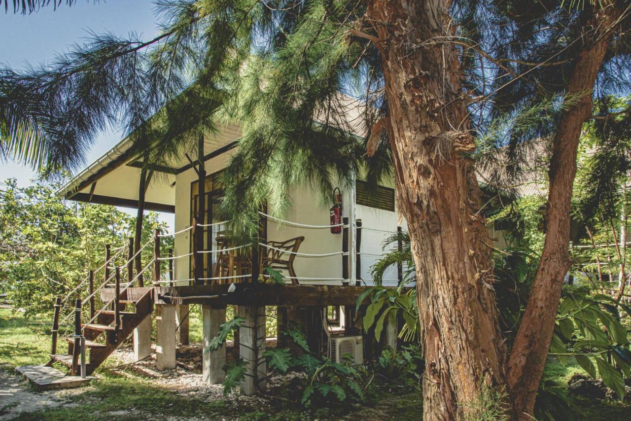 Le Coconut Lodge Avatoru Eksteriør billede